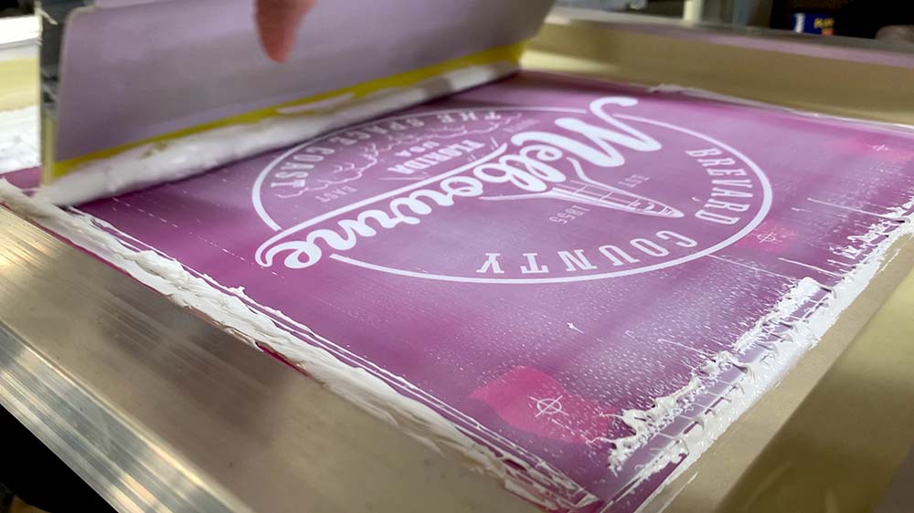 Liveli Design Melbourne Custom T-shirt in Palm Bay